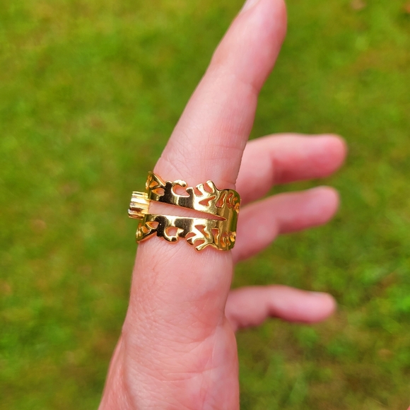 Ancient Hieroglyphs Diamond Gold Ring - Picture 4 of 11